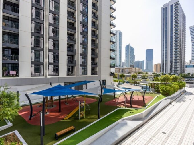 Elegant 1-Bedroom | Prime Location | Garden View