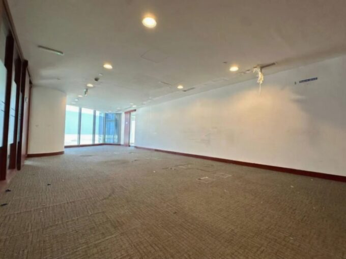 Sea View | Vacant |  Business Hub