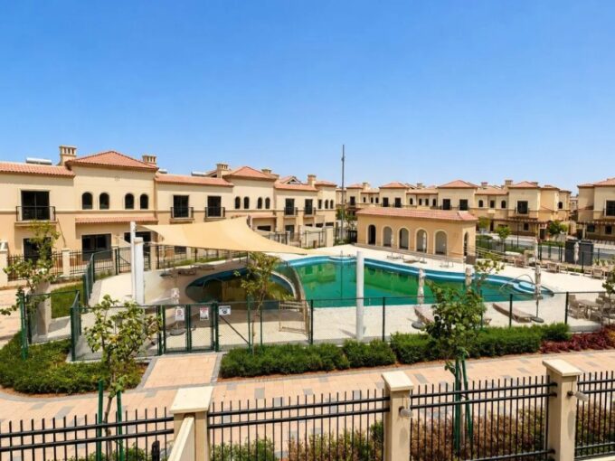Single Row 3BR Villa | Premium Community Living